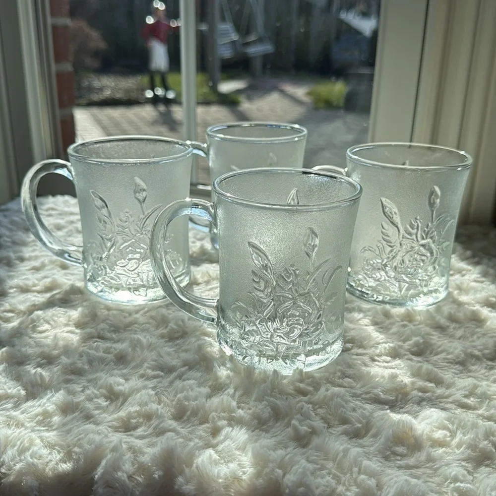 SET OF 4~VINTAGE PASARI LIVIA~ROSE~PRESSED~FROSTED GLASS CUPS/MUGS~VERY NICE~UTC